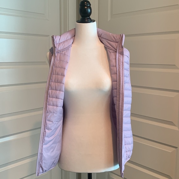 JOE FRESH Ladies Puffer Vest - Picture 5 of 15